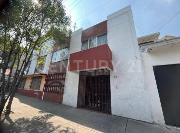 Casa · 364m² · 7 Recámaras · 3 Estacionamientos · Venta de Casa con un Departamento en Jardín Balbuena, Venustiano Carranza, Cdmx