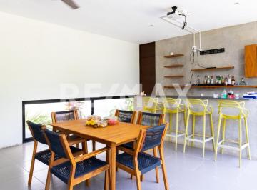 Casa · 521m² · 4 Recámaras · 4 Estacionamientos · Casa en Venta 4 Recámaras, Alberca y Amplio Terreno en Residencial del Mayab Tem - (4)