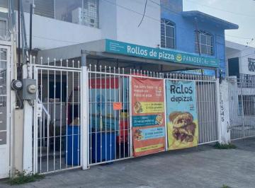 Casa de 2 habitaciones, Zapopan · Casa en Venta con Uso de Suelo en Las Águilas