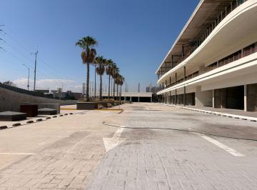 Local comercial · 2m² · 200 Estacionamientos · Espacio Comercial Local en Renta - Venta, Para Cajero