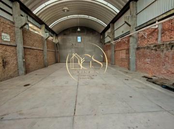 Bodega comercial · 300m² · 1 Recámara · 2 Estacionamientos · Bodega en Renta Prolongacion Torreslanda Celaya