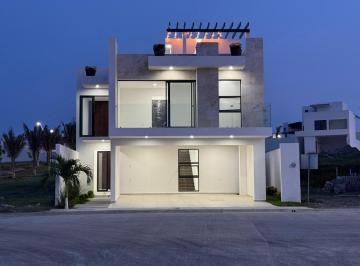 Casa · 283m² · 4 Recámaras · 2 Estacionamientos · Casa Blanco Nacar en Venta |lado Sombra | Fraccionamiento Punto Lomas | Rivera Veracruzana
