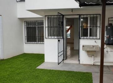 Casa · 94m² · 3 Recámaras · 2 Estacionamientos · En Privada Atras de La Universidad Cuauhtemoc