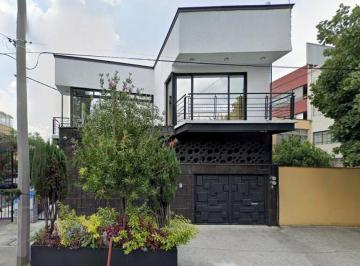 Casa de 4 habitaciones, Venustiano Carranza · Casa en Remate Ubicada en Jardín Balbuena, Venustiano Carranza Cdmx