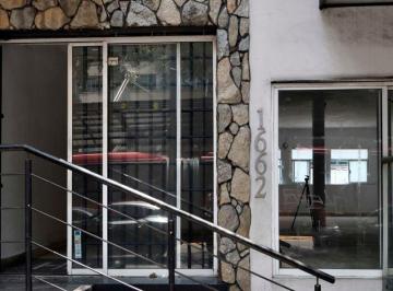 Local comercial · 400m² · 3 Estacionamientos - Gabriela Calvo · Renta de Local en Insurgentes 1662