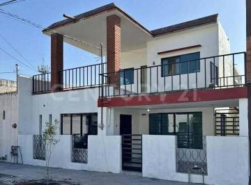 Casa · 223m² · 3 Recámaras · Casa en Venta | Colonia Vidriera | Centro de Monterrey | Nl