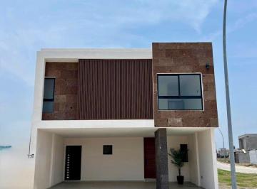 Casa · 236m² · 3 Recámaras · 2 Estacionamientos · Casa en Venta | Residencial Punto Lomas| Rivera Veracruzana