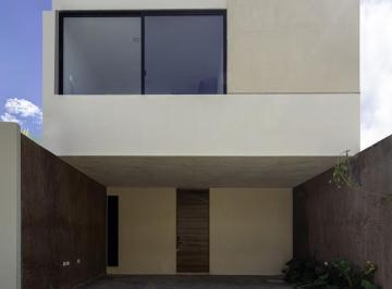 Casa · 179m² · 3 Recámaras · 2 Estacionamientos · Venta Townhouses en Dzitya