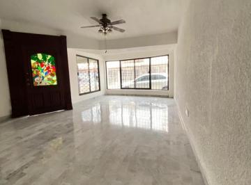 Casa · 146m² · 3 Recámaras · 2 Estacionamientos · Casa en Renta en Residencial Esmeralda