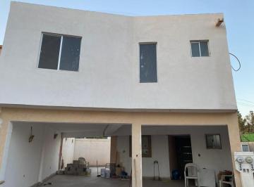 Casa · 205m² · 3 Recámaras · 2 Estacionamientos · Casa en Venta en Col. Villas Universidad, Torreon Coah.