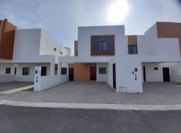 Casa · 144m² · 3 Recámaras · 2 Estacionamientos · Casa en Venta en Fraccionamientoionamiento Lomas de Las Etnias, Torreon