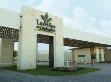 Terreno / Lote · 420m² · Terreno en Venta en El Cardenchal