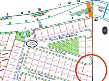 Terreno / Lote · 414m² · Terreno en Venta en Hacienda San Jose