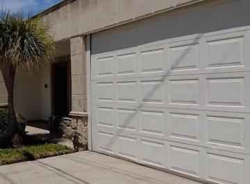 Casa · 558m² · 4 Recámaras · 4 Estacionamientos · Casa en Venta en San Isidro, Torreón Coah.