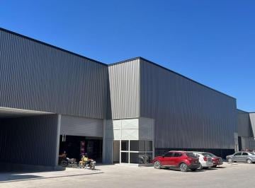 Bodega comercial · 1000m² · 5 Estacionamientos · Bodega en Renta en El Ranchito Torreón
