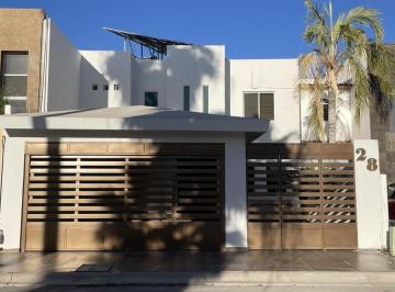 Casa · 216m² · 3 Recámaras · 2 Estacionamientos · Casa Residencial en Venta en Los Viñedos, Torreón, Coah.