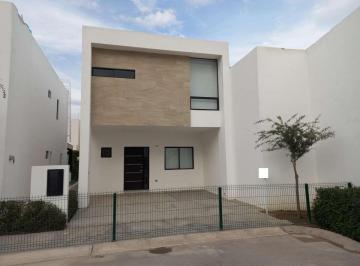 Casa · 296m² · 3 Recámaras · 2 Estacionamientos · Casa en Venta en Viñedos Torreón Coahuila