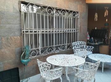Casa · 336m² · 4 Recámaras · 2 Estacionamientos · Casa en Venta Col. Estrella, Torreón, Coah