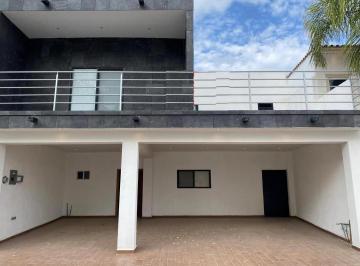 Casa · 260m² · 3 Recámaras · 3 Estacionamientos · Casa en Venta Villas del Renacimiento, Torreon, Coah.