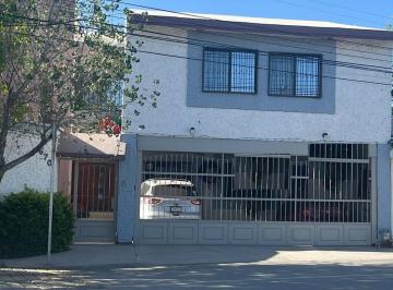 Casa · 433m² · 3 Recámaras · 3 Estacionamientos · Casa en Venta Ampliacion La Rosita, Torreon Coah.