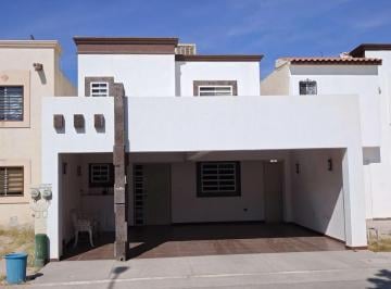Casa · 126m² · 4 Recámaras · 2 Estacionamientos · Casa en Venta Villas de San Angel Torreon