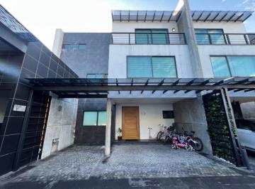Casa de 3 habitaciones, Tlalpan · ¡En Venta Hermosa Casa en Exclusivo Condominio en Tlalpan!