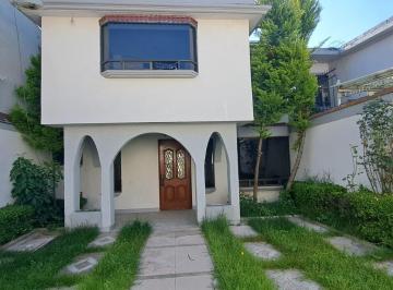 Casa · 220m² · 5 Recámaras · 2 Estacionamientos · Casa en Morelos 2a Secc