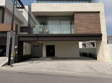 Casa de 3 habitaciones, García · Casa en Venta en Joya de La Montaña