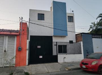 Nave industrial , Guadalajara · Bodega Comercial en Venta