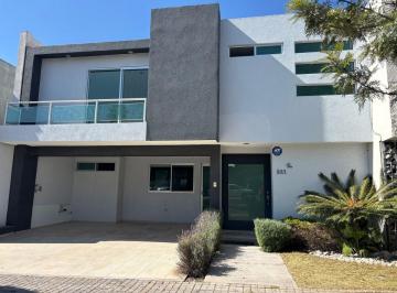 Casa de 3 habitaciones, San Andrés Cholula · Renta de Casa en 888
