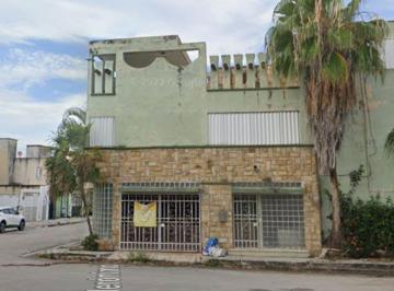 Casa de 5 habitaciones, Solidaridad · Venta de Casa en C. Mision de San Pedro Misión del Carmen, Playa del Carmen, Q. R.