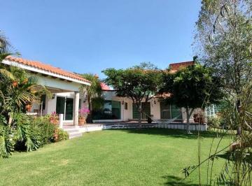 9696ce41c05ee0985f1bb1904a654627802428529a5cf1889cff7e700d3b3087 · Casa en Venta en Lomas de Cocoyoc