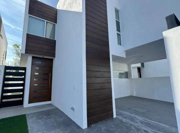 Casa de 3 habitaciones, Saltillo · Residencia en Renta Amueblada Residencial Terrazas