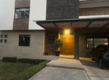 Casa de 4 habitaciones, Atizapán de Zaragoza · Baja de Preciohermosa Remodelada 4 Recamaras Gran Jardin en Venta