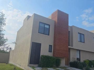 Casa · 2 Recámaras · Casa - Zákia