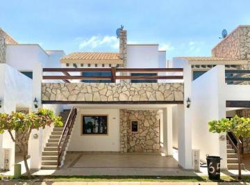Departamento · 330m² · 3 Recámaras · 2 Estacionamientos · Departamento en Renta