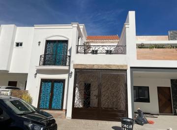 Casa · 2 Recámaras · Casa en Renta