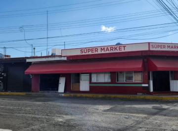 Local comercial · 304m² · Venta Locales Comerciales en Esquina; Villas San Alejandro Puebla