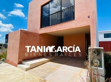 Casa de 3 habitaciones, Fortín · Vendo Preventa de Casa de 3 Niveles! con 240 m² de Construcción, Lista Para un Roof Garden!.