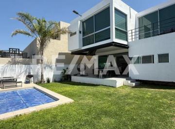 Casa · 325m² · 4 Recámaras · 3 Estacionamientos · Venta de Casa en Colinas del Lago, Corregidora Querétaro - (4)