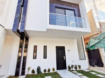 Casa de 3 habitaciones, Benito Juárez · Excelente Oportunidad en Arboladacasa Moderna en Arbolada – Alberca Privada