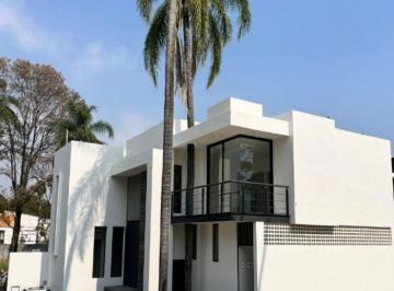 Casa · 246m² · 4 Recámaras · 2 Estacionamientos · Casa en Fraccionamiento en Lomas de Acapatzingo Cuernavaca - Maz - 2533 - Fr