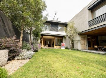 Casa en condominio de 4 habitaciones, Alvaro Obregón · Casa en Venta en San Angel Nueva en Privada