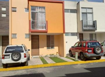Casa de 3 habitaciones, Zapopan · Casa en Venta en El Fortin - Coto Oyamel 3
