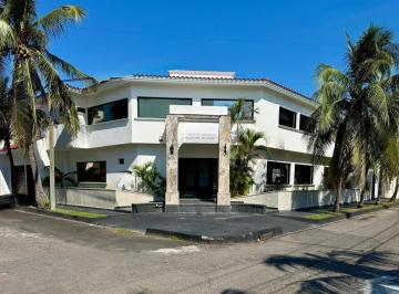 Casa · 500m² · 5 Recámaras · 4 Estacionamientos · Residencia en Venta, Fracc Costa de Oro, Boca del Río, Veracruz