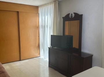 Departamento de 1 habitación, Celaya · Habitación Amueblada con Baño Completo, Área Común con Refrigerador, Microondas