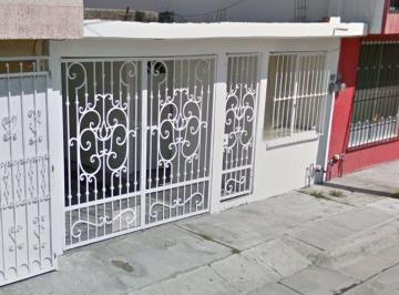 Casa de 2 habitaciones, Salamanca · Venta de Casa en Calle Ciclismo, Fracc. Deportivo, Salamanca Gto