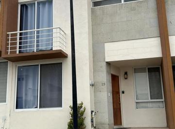 Casa en condominio · 124m² · 3 Recámaras · 2 Estacionamientos · Casa en Renta en El Mirador