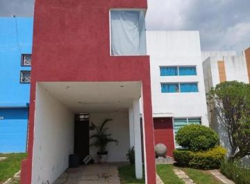 Casa · 112m² · 4 Recámaras · 1 Estacionamiento · Casa Sola en Venta en Villa Natura, Tarímbaro, Michoacán