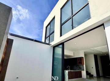 Casa de 4 habitaciones, Tlajomulco de Zúñiga · ¡Casa en Venta Fraccionamiento Monteverde!